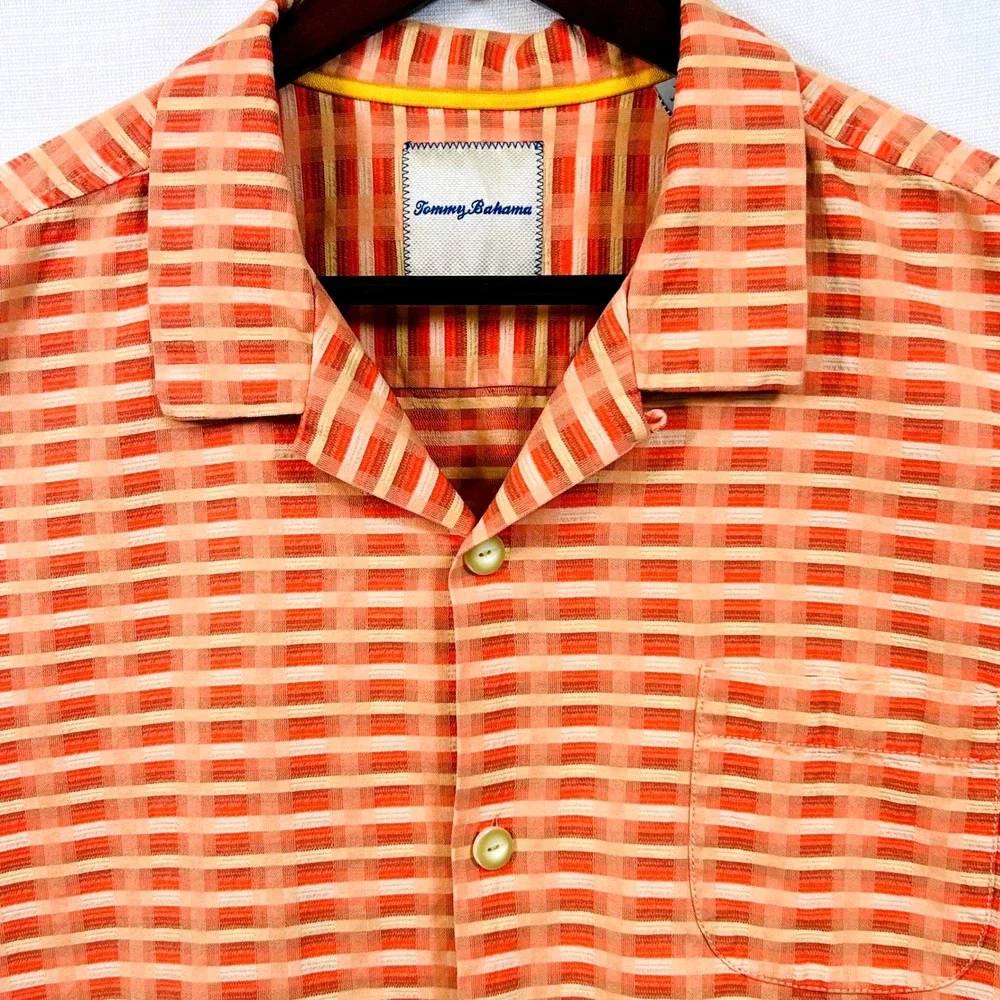 Tommy Bahama Silk Camp Shirt Mens XL Orange Coral Plaid Hawaiian Island Resort